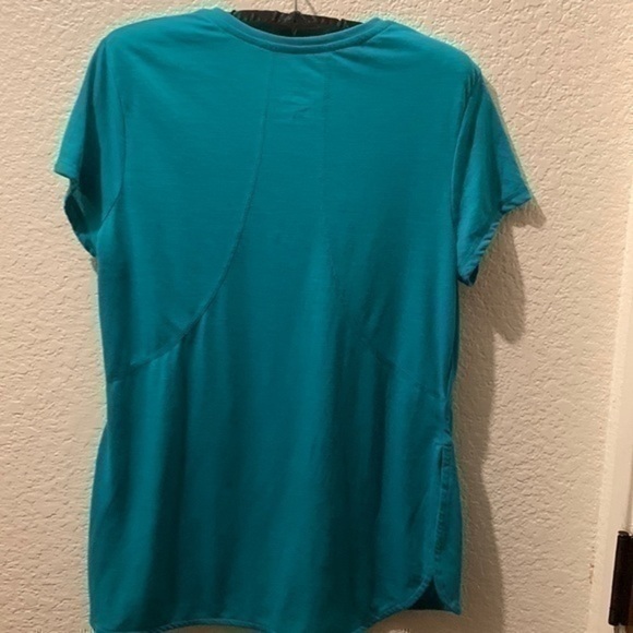Athletic works large teal top - Picture 6 of 8